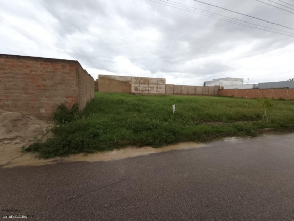 Terreno à Venda, 300 m² em Nova Floresta - Porto Velho