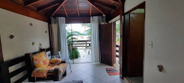 Imagem Casa com 4 Quartos para Alugar, 245 m² em Tabatinga - Caraguatatuba Imagem Casa com 4 Quartos para Alugar, 245 m² em Tabatinga - Caraguatatuba