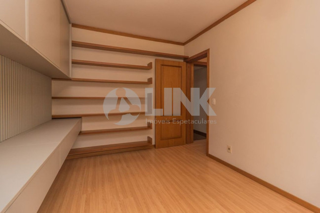 Imagem Apartamento com 3 Quartos à Venda, 164 m² em Petrópolis - Porto Alegre