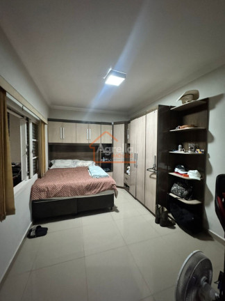 Imagem Casa com 3 Quartos à Venda, 217 m² em Jardim Jacira - Mogi Guaçu