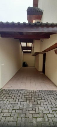 Imagem Sobrado com 3 Quartos à Venda, 147 m² em Bom Retiro - Curitiba Imagem Sobrado com 3 Quartos à Venda, 147 m² em Bom Retiro - Curitiba