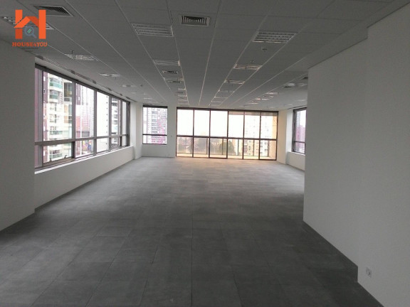 Imóvel Comercial para Alugar, 271 m² em Cidade Monções - São Paulo