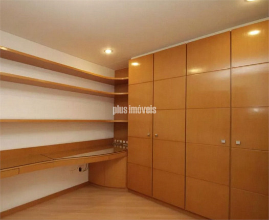 Imagem Apartamento com 3 Quartos à Venda, 226 m² em Higienópolis - São Paulo Imagem Apartamento com 3 Quartos à Venda, 226 m² em Higienópolis - São Paulo