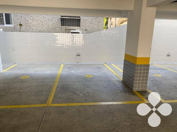 Imóvel com 2 Quartos à Venda, 72 m² em Marapé - Santos