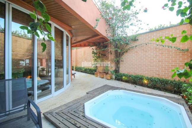 Imagem Casa com 3 Quartos à Venda, 606 m² em Cidade Jardim - São Paulo Imagem Casa com 3 Quartos à Venda, 606 m² em Cidade Jardim - São Paulo