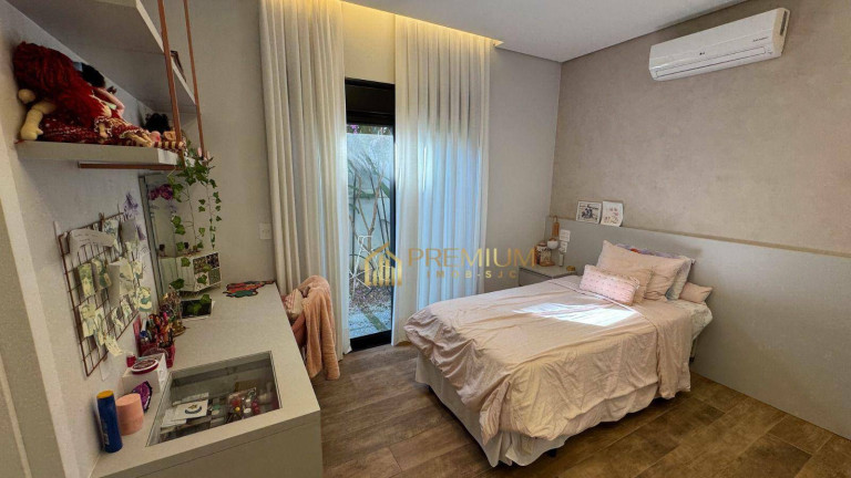 Imagem Imóvel com 4 Quartos à Venda, 450 m² em Condomínio Reserva Do Paratehy - São José Dos Campos Imagem Imóvel com 4 Quartos à Venda, 450 m² em Condomínio Reserva Do Paratehy - São José Dos Campos
