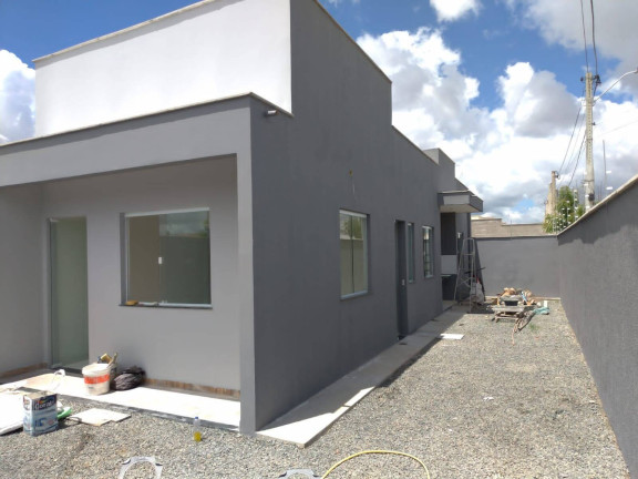 Imagem Casa com 2 Quartos à Venda, 128 m² em Conceicão - Feira De Santana Imagem Casa com 2 Quartos à Venda, 128 m² em Conceicão - Feira De Santana