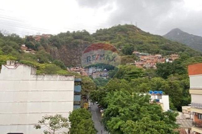 Imagem Apartamento com 2 Quartos à Venda, 79 m² em Grajau - Rio De Janeiro Imagem Apartamento com 2 Quartos à Venda, 79 m² em Grajau - Rio De Janeiro