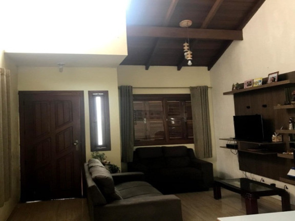 Imagem Casa com 3 Quartos à Venda, 92 m² em Vila Ipiranga - Porto Alegre Imagem Casa com 3 Quartos à Venda, 92 m² em Vila Ipiranga - Porto Alegre