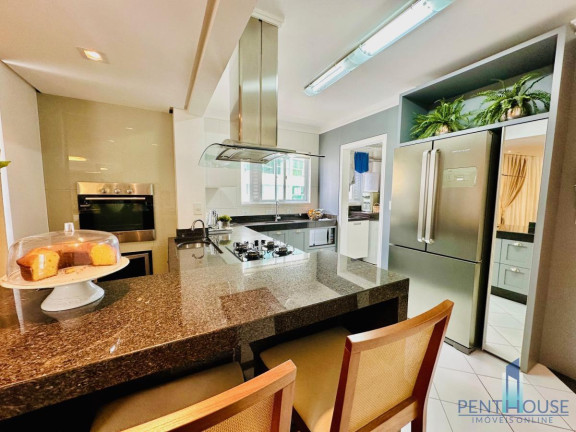 Imagem Apartamento com 3 Quartos à Venda, 135 m² em Centro - Balneário Camboriú Imagem Apartamento com 3 Quartos à Venda, 135 m² em Centro - Balneário Camboriú
