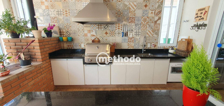 Imagem Casa com 3 Quartos à Venda, 341 m² em Swiss Park - Campinas Imagem Casa com 3 Quartos à Venda, 341 m² em Swiss Park - Campinas