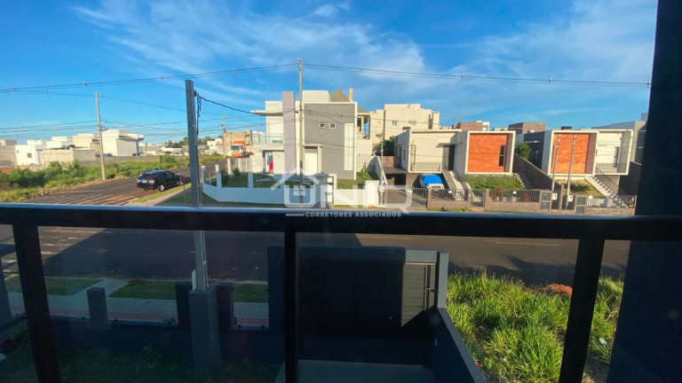 Imagem Casa com 3 Quartos à Venda, 144 m² em Fraron - Pato Branco