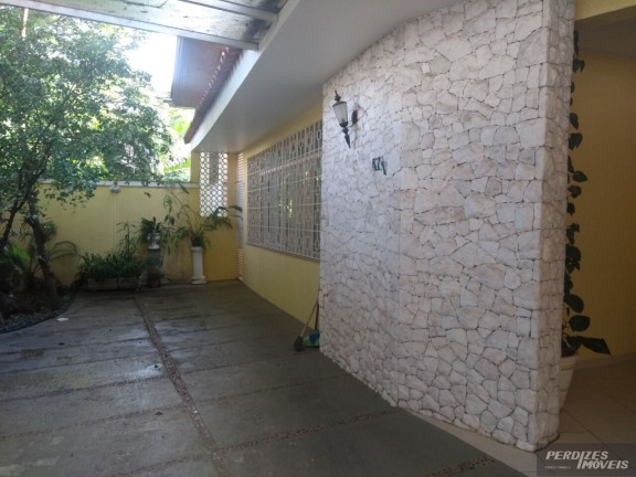 Imagem Casa com 4 Quartos à Venda ou Locação, 205 m² em Pacaembu - São Paulo