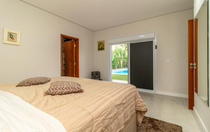Imagem Casa com 3 Quartos à Venda, 285 m² em Caguassu - Sorocaba