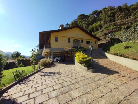 Imagem Casa com 4 Quartos à Venda, 312 m² em Golfe - Teresópolis