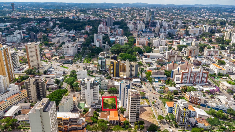 Imagem Terreno à Venda, 900 m² em Centro - Curitiba Imagem Terreno à Venda, 900 m² em Centro - Curitiba
