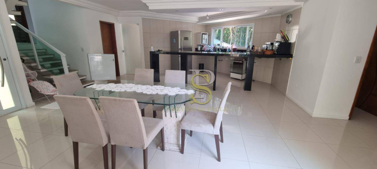 Imagem Casa com 4 Quartos à Venda, 400 m² em Serra Da Cantareira - Mairiporã Imagem Casa com 4 Quartos à Venda, 400 m² em Serra Da Cantareira - Mairiporã