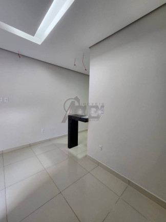 Imagem Casa com 3 Quartos à Venda, 100 m² em Vila Sion - Montes Claros