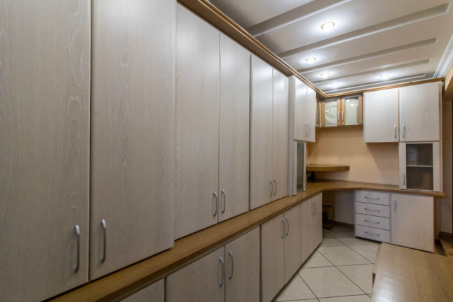 Imagem Casa com 3 Quartos à Venda, 331 m² em Vila Galvão - Guarulhos Imagem Casa com 3 Quartos à Venda, 331 m² em Vila Galvão - Guarulhos