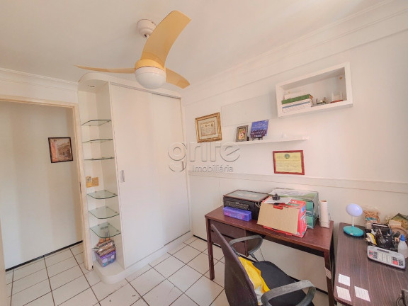Imagem Apartamento com 3 Quartos à Venda, 54 m² em Jóquei Clube - Fortaleza