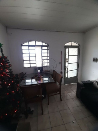 Imagem Casa com 2 Quartos à Venda, 72 m² em Samambaia Sul (samambaia) - Brasília