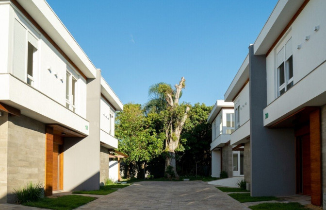Imagem Imóvel com 3 Quartos à Venda, em Teresópolis - Porto Alegre Imagem Imóvel com 3 Quartos à Venda, em Teresópolis - Porto Alegre