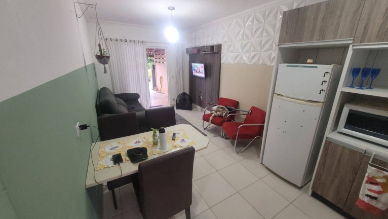 Imagem Casa com 2 Quartos à Venda, 74 m² em Balneário Princesa Do Mar - Itapoá Imagem Casa com 2 Quartos à Venda, 74 m² em Balneário Princesa Do Mar - Itapoá