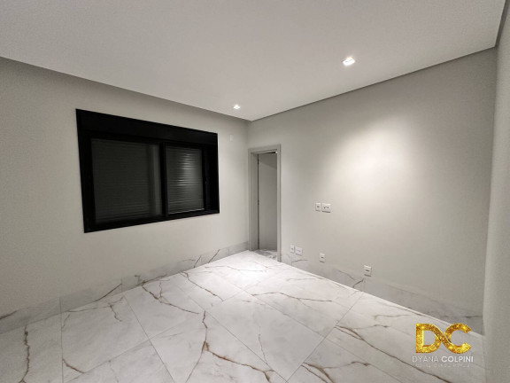 Imagem Casa de Condomínio com 4 Quartos à Venda, 283 m² em Santa Rosa - Cuiabá Imagem Casa de Condomínio com 4 Quartos à Venda, 283 m² em Santa Rosa - Cuiabá