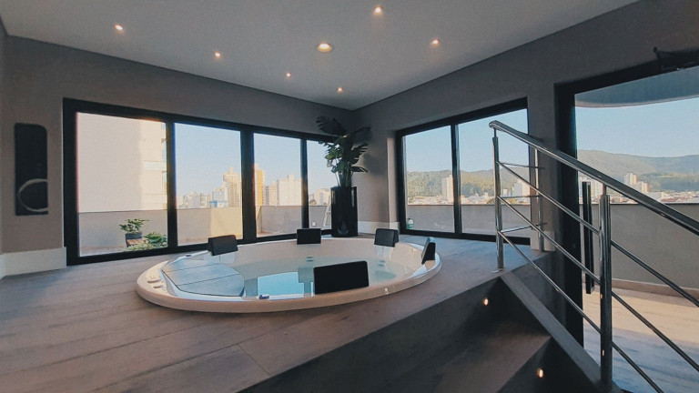 Imagem Apartamento com 2 Quartos à Venda, 72 m² em São Judas - Itajaí