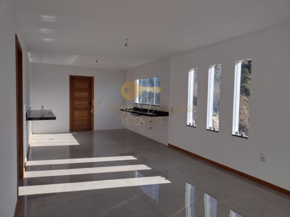 Imagem Casa com 3 Quartos à Venda, 240 m² em Albuquerque - Teresópolis