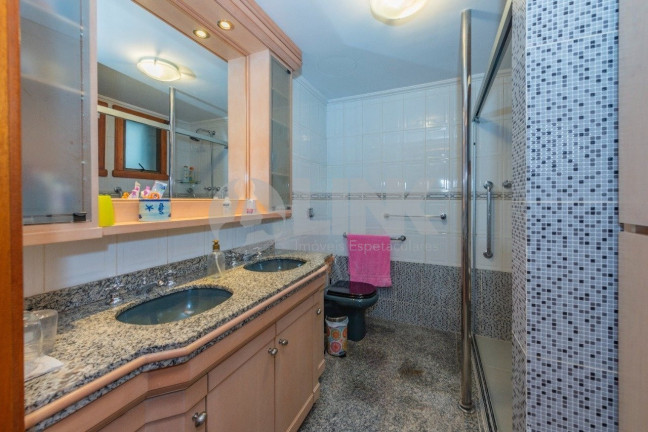 Imagem Apartamento com 3 Quartos à Venda, 196 m² em Auxiliadora - Porto Alegre