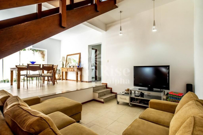 Casa com 3 Quartos à Venda, 293 m² em Vila Rosália - Guarulhos