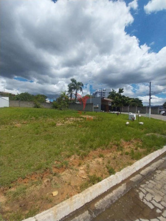 Imagem Terreno à Venda, em Vila Paraíba - Guaratinguetá Imagem Terreno à Venda, em Vila Paraíba - Guaratinguetá