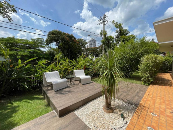 Imagem Casa com 4 Quartos à Venda, 260 m² em Alphaville Residencial Um - Barueri Imagem Casa com 4 Quartos à Venda, 260 m² em Alphaville Residencial Um - Barueri