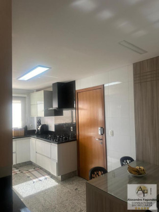 Imagem Apartamento com 4 Quartos à Venda, 179 m² em Setor Bueno - Goiânia
