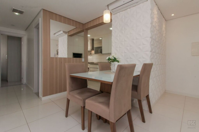 Imagem Imóvel com 2 Quartos à Venda, 58 m² em Vila Nova - Porto Alegre Imagem Imóvel com 2 Quartos à Venda, 58 m² em Vila Nova - Porto Alegre
