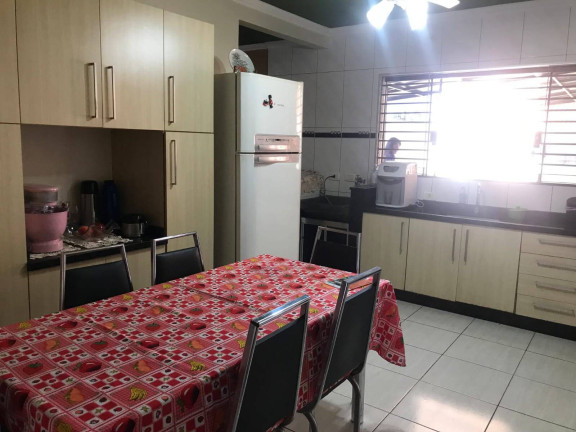 Imagem Casa com 4 Quartos à Venda, 300 m² em Jardim Santo Antônio - Arapongas Imagem Casa com 4 Quartos à Venda, 300 m² em Jardim Santo Antônio - Arapongas