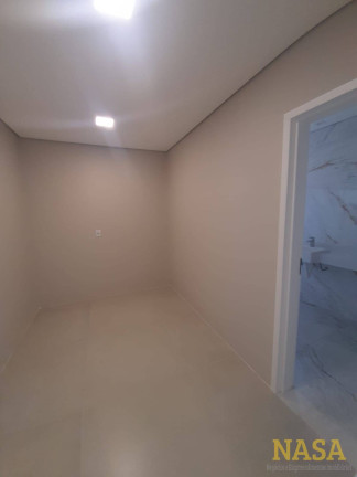 Imagem Casa com 3 Quartos à Venda, 365 m² em Jardim Itália - Cuiabá