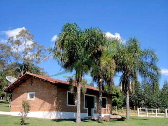 Imagem Chácara com 10 Quartos à Venda, 48.000 m² em Cachoeira - Piracaia Imagem Chácara com 10 Quartos à Venda, 48.000 m² em Cachoeira - Piracaia