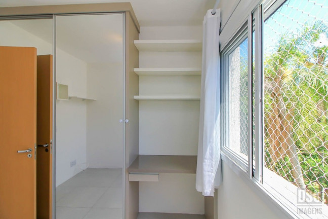 Imagem Apartamento com 2 Quartos à Venda, 59 m² em Teresópolis - Porto Alegre