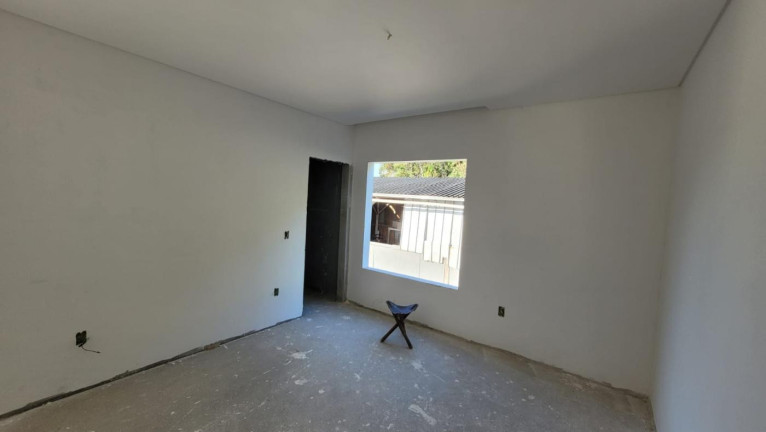 Imagem Sobrado com 3 Quartos à Venda, 186 m² em Glória - Joinville
