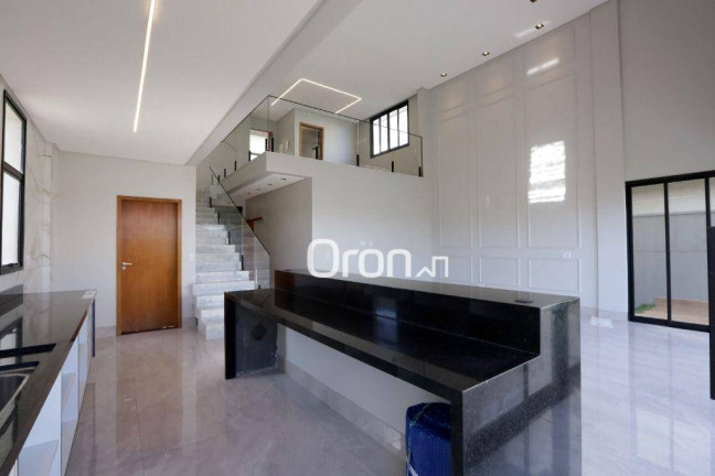 Imagem Sobrado com 4 Quartos à Venda, 235 m² em Parqville Pinheiros - Aparecida De Goiânia