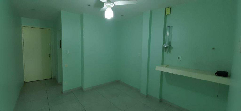 Imagem Sala Comercial à Venda, 34 m² em Copacabana - Rio De Janeiro Imagem Sala Comercial à Venda, 34 m² em Copacabana - Rio De Janeiro