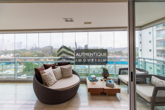 Imagem Apartamento com 4 Quartos à Venda, 240 m² em Campo Belo - São Paulo