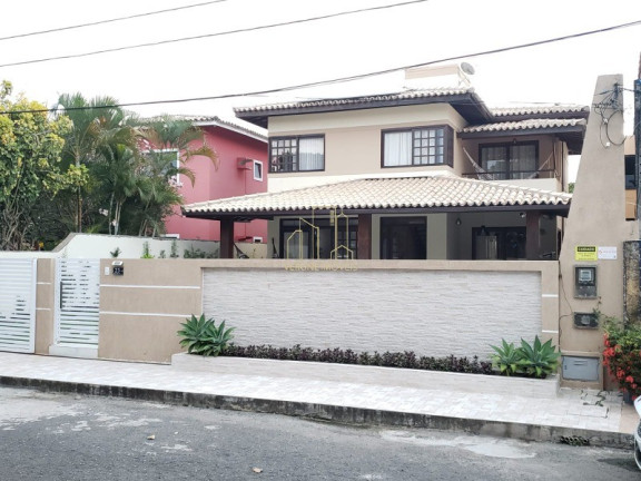 Imagem Imóvel com 4 Quartos à Venda, 225 m² em Lauro De Freitas - Lauro De Freitas Imagem Imóvel com 4 Quartos à Venda, 225 m² em Lauro De Freitas - Lauro De Freitas