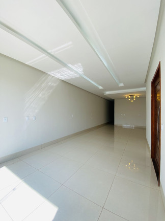 Imagem Casa com 3 Quartos à Venda, 217 m² em Residencial Granville - Goianésia