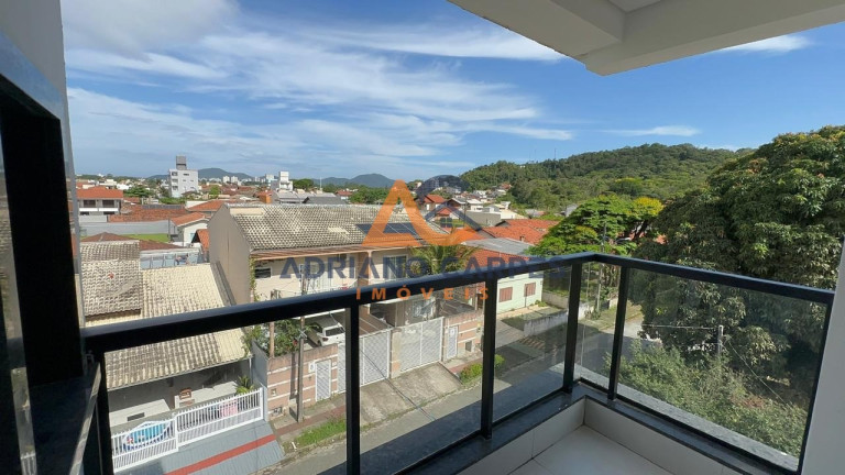 Imagem Imóvel com 2 Quartos à Venda, 72 m² em Centro - Penha Imagem Imóvel com 2 Quartos à Venda, 72 m² em Centro - Penha