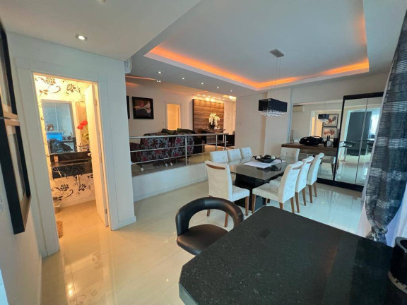 Apartamento com 4 Quartos à Venda, 210 m² em Meia Praia - Itapema