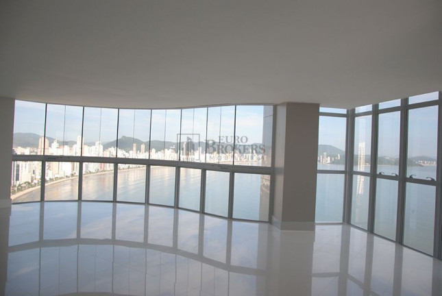 Cobertura com 7 Quartos à Venda, 490 m² em Centro - Balneário Camboriú