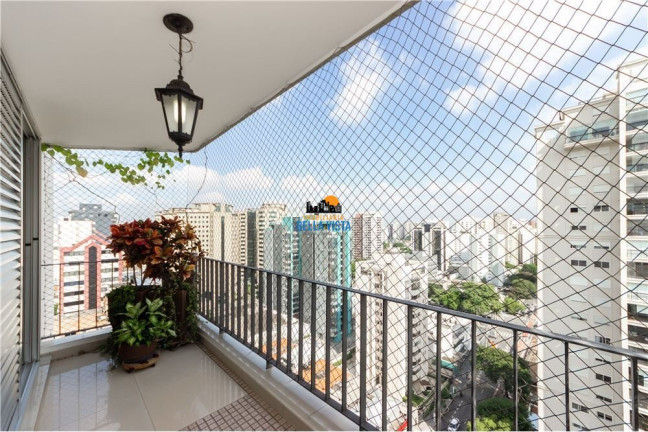 Imagem Apartamento com 3 Quartos à Venda,  em Moema - São Paulo